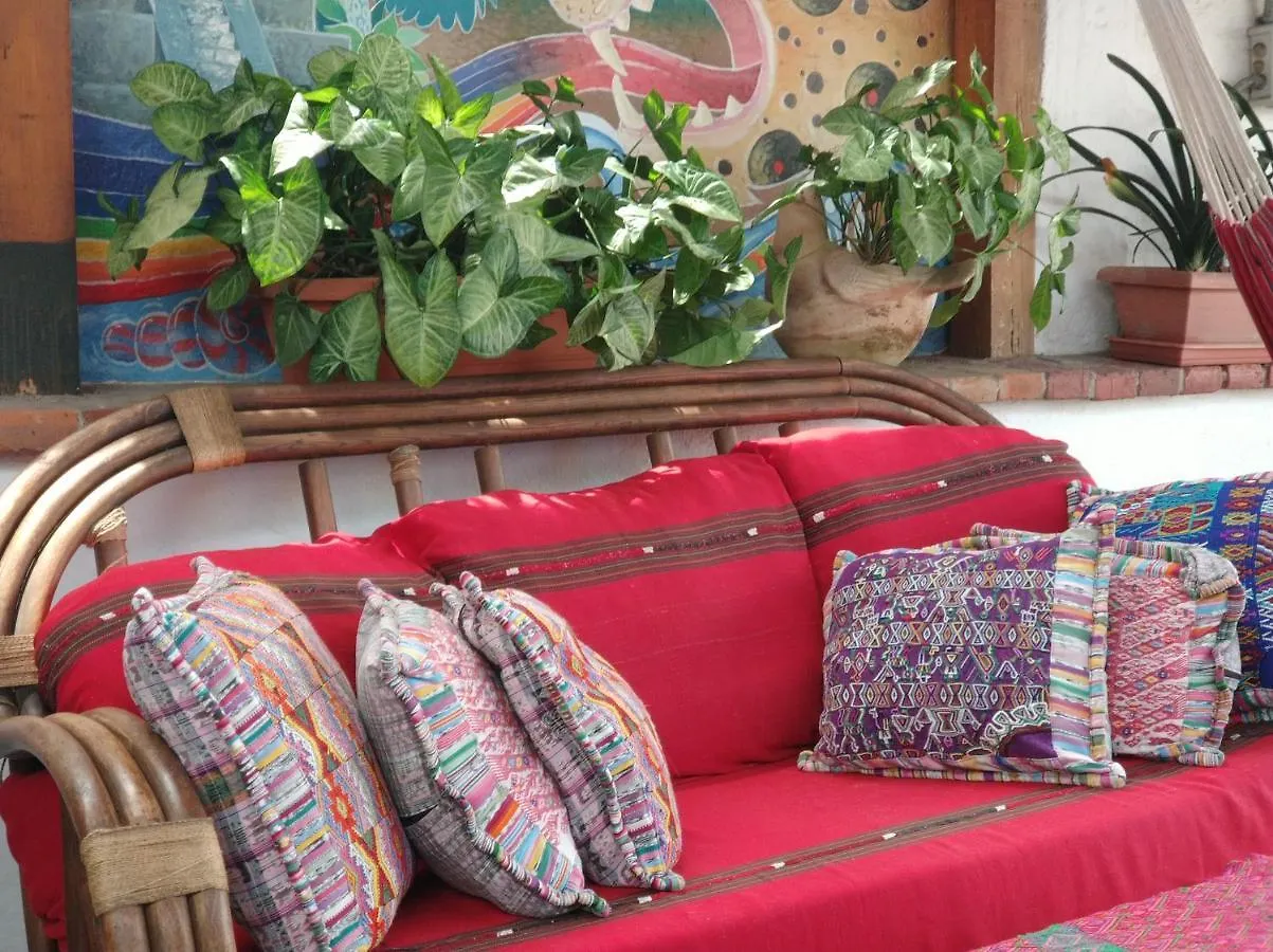 Yellow House Hostel B&B Antigua 0*,  Guatemala