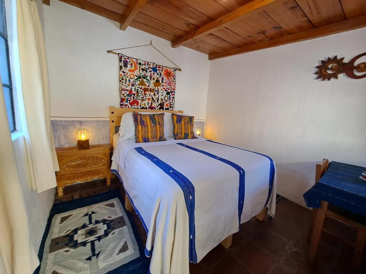 Yellow House Hostel B&B Antigua Γουατεμάλα