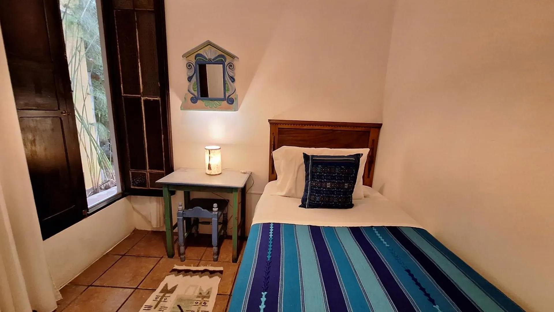 Yellow House Hostel B&B Antigua Γουατεμάλα