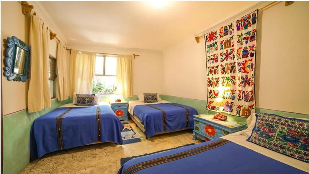 אנטיגואה גואטמלה Yellow House Hostel B&B